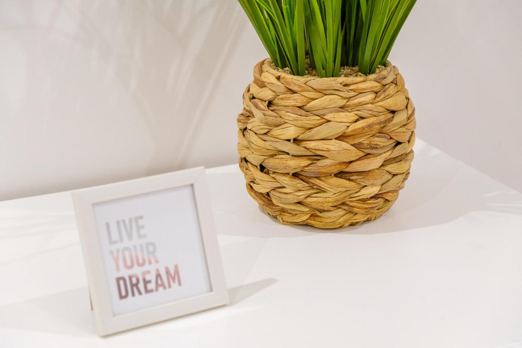 Le Millesime ~ Vue ~ Balcon ~ Parking Apartment กาญเนอ-ซูร์-แมร์ ภายนอก รูปภาพ