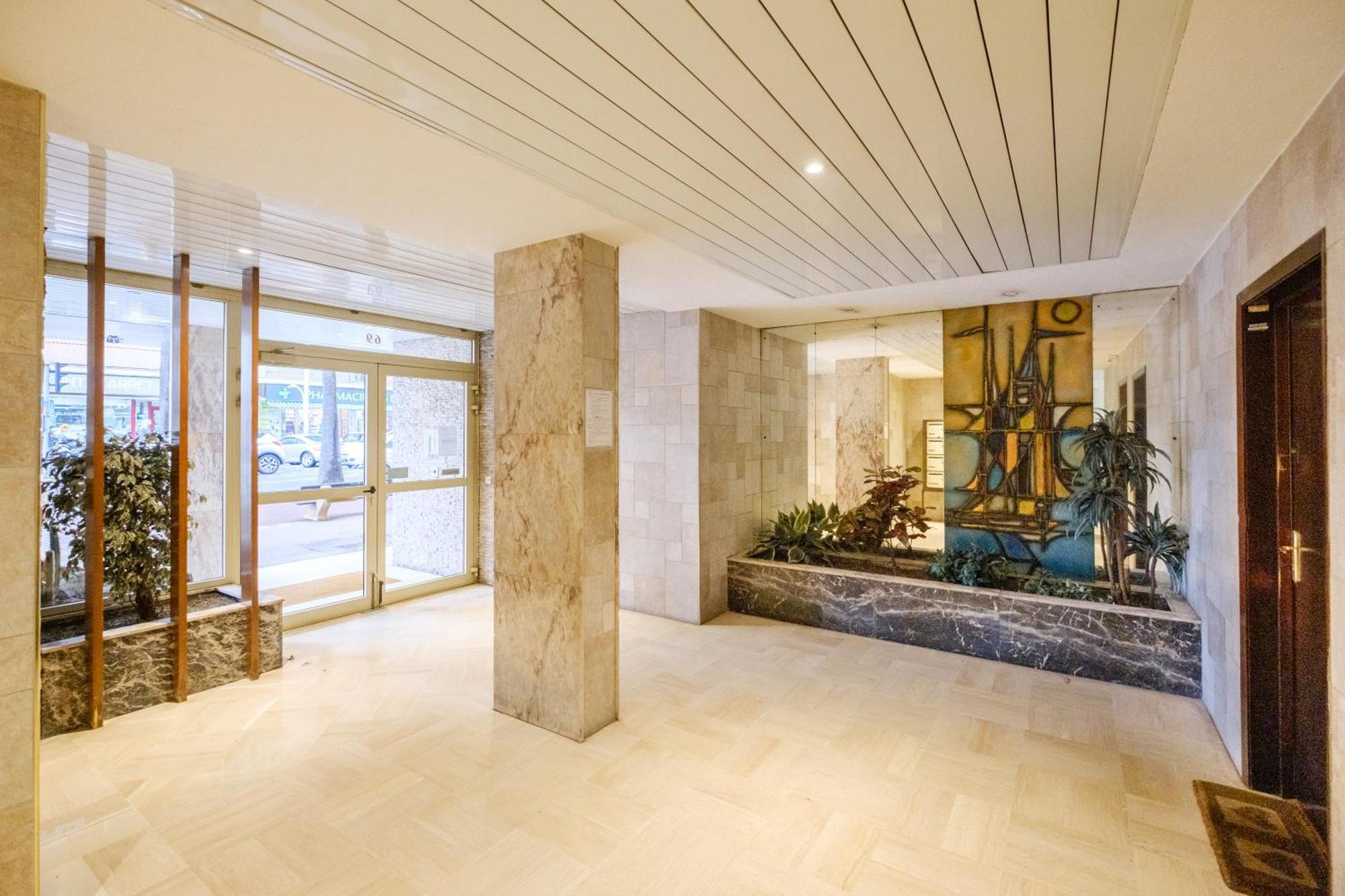Le Millesime ~ Vue ~ Balcon ~ Parking Apartment กาญเนอ-ซูร์-แมร์ ภายนอก รูปภาพ