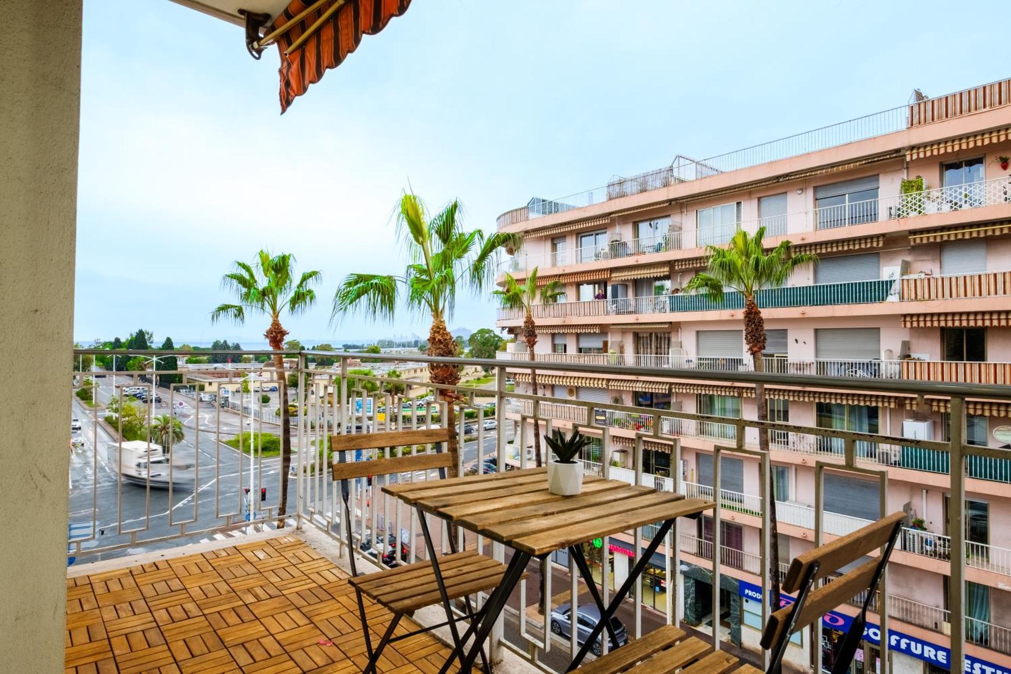 Le Millesime ~ Vue ~ Balcon ~ Parking Apartment กาญเนอ-ซูร์-แมร์ ภายนอก รูปภาพ